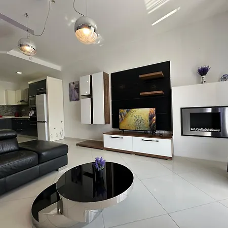 Lavender Apartamento St Paul's Bay