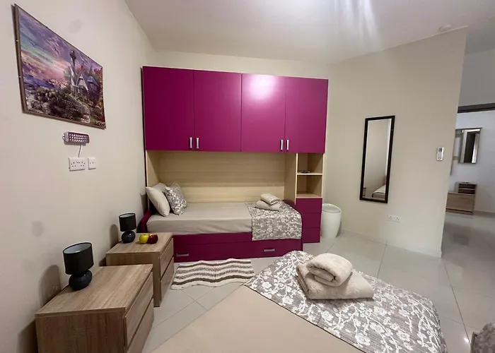 Lavender * St. Paul's Bay